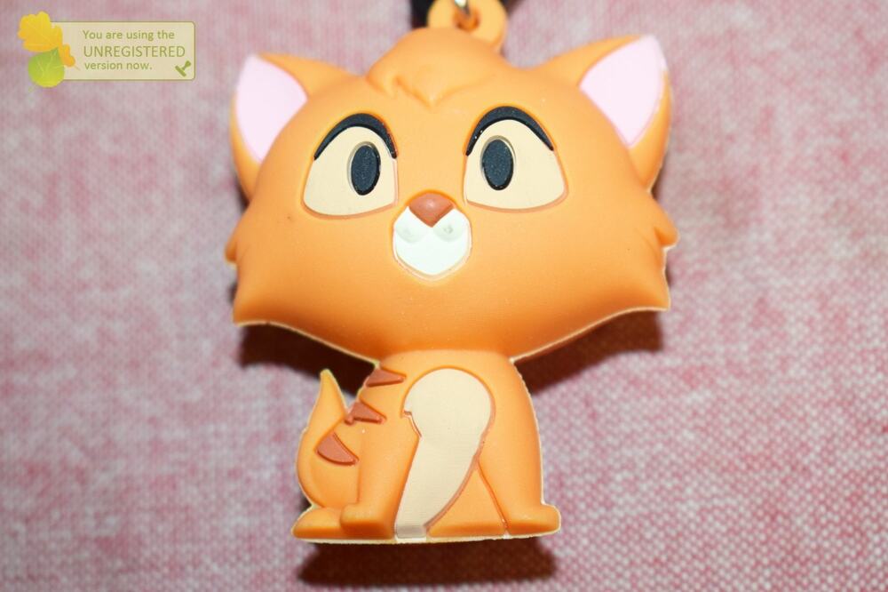 Disney Best of Disney Cats Surprise Bag Clip Oliver